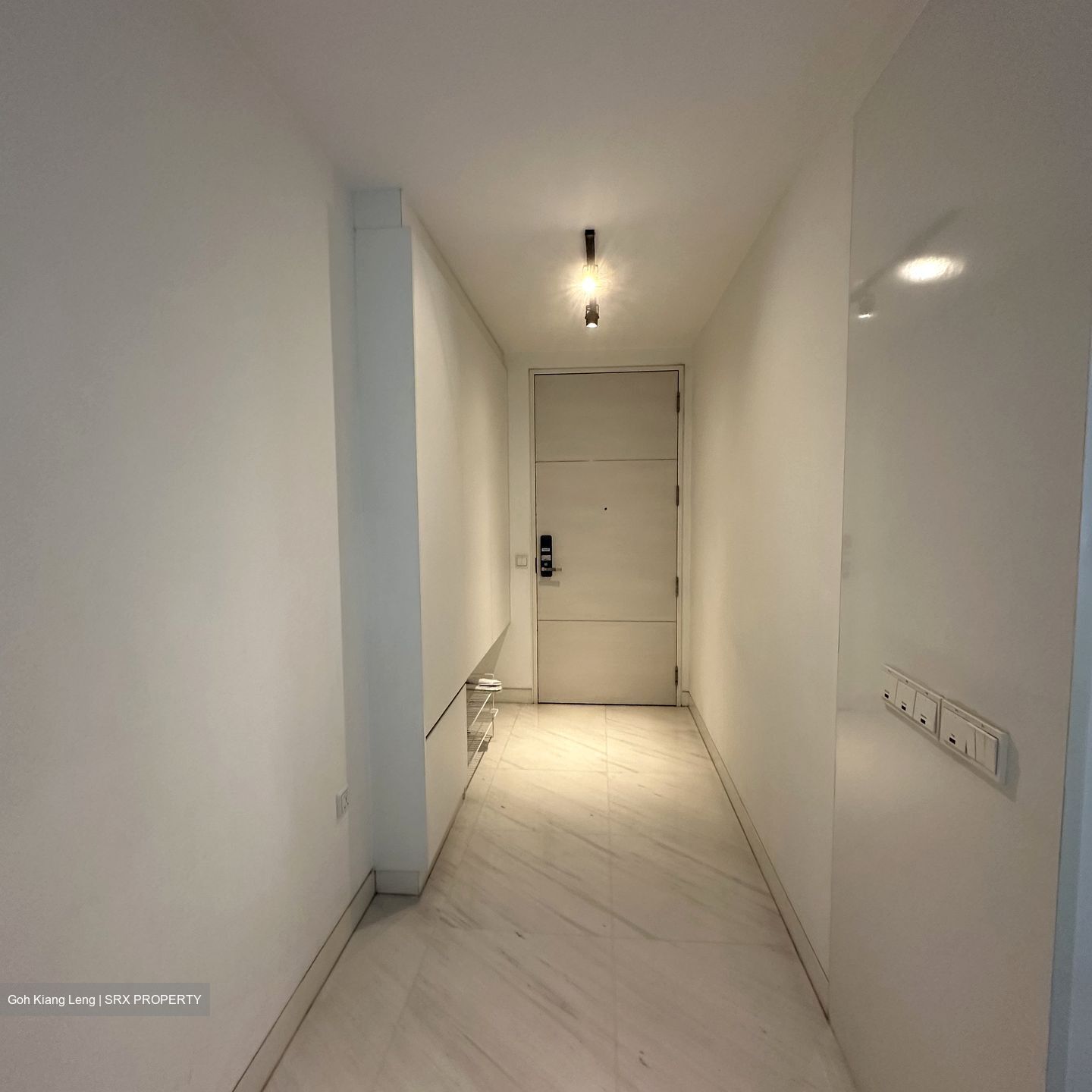 SilverSea (D15), Condominium #638489291